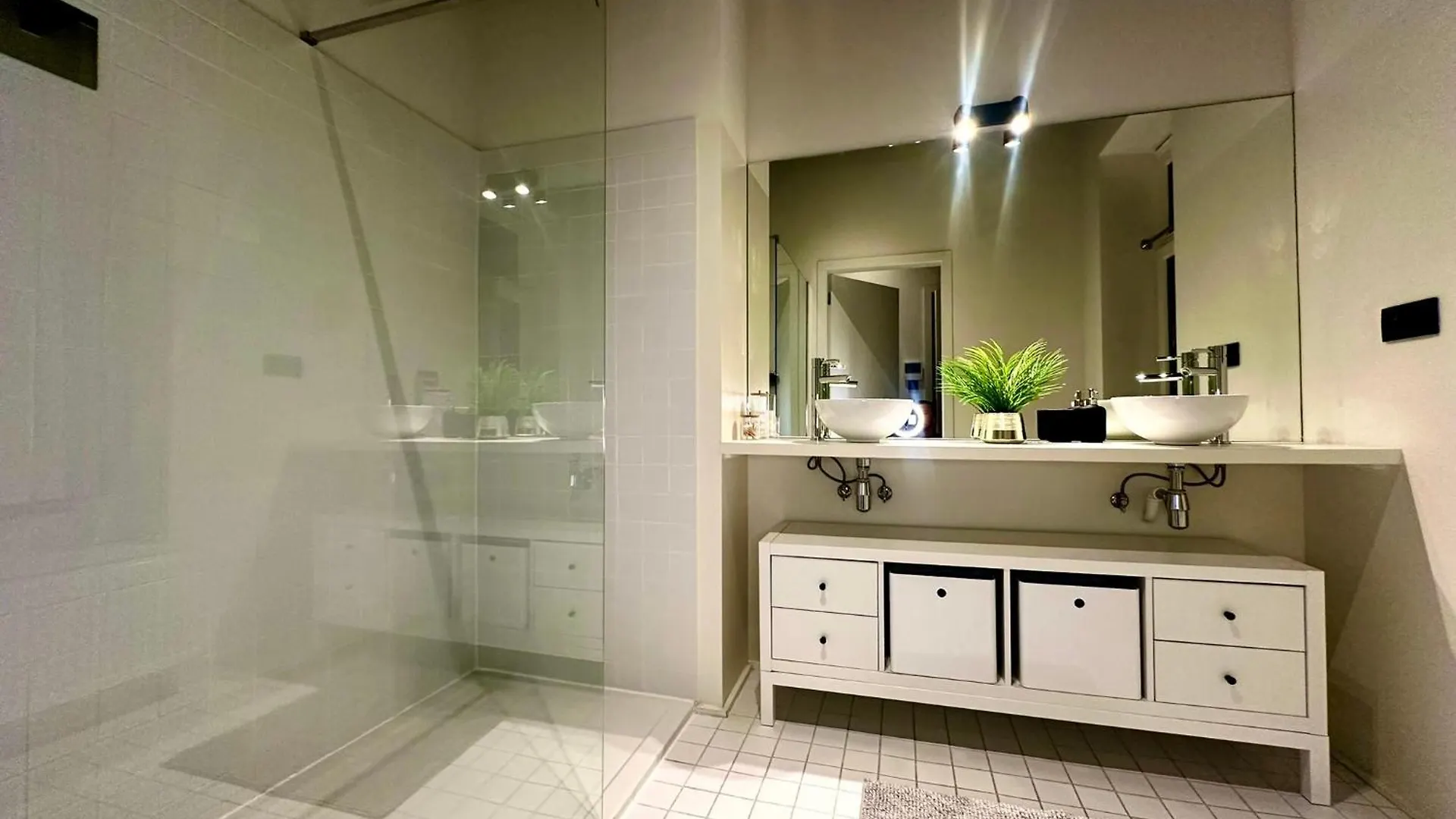 Appartement Luxury Suites Princess By Rikas Hotels Antwerpen